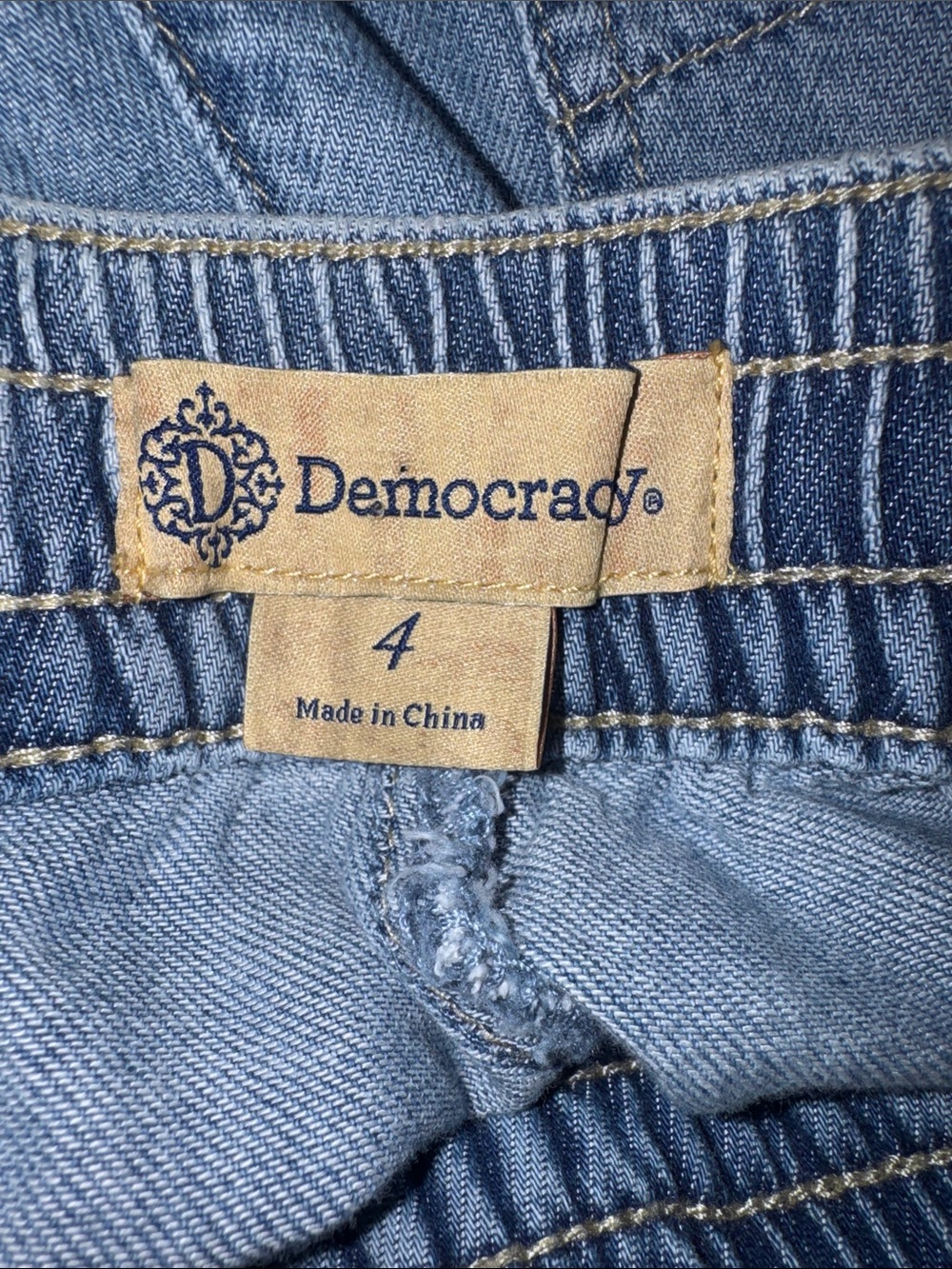 Democracy "Ab"leisure Cropped Denim Cargo Pants Drawstring Bungee Hem - Picture 3 of 6